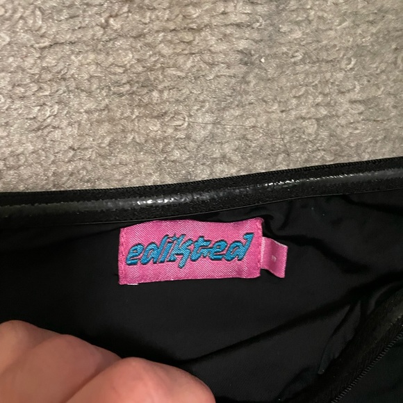 Corey off the shoulder gathered top - Picture 5 of 6